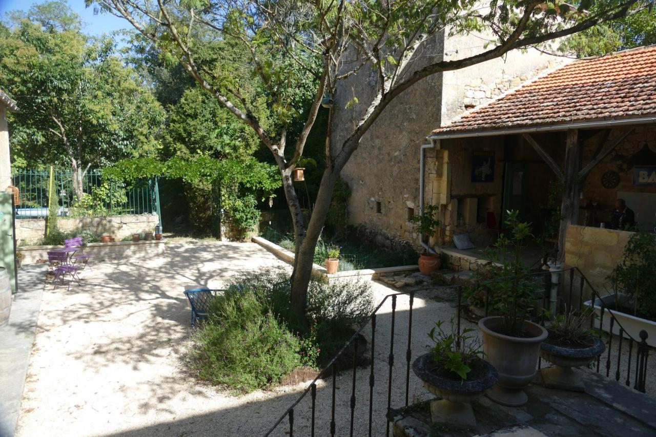 1 Rue Pasquet - 2 Double Rooms In The Main House Beaumont-du-Périgord المظهر الخارجي الصورة